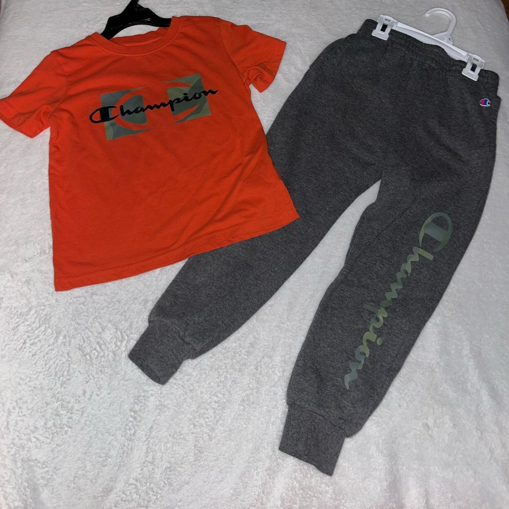 Champion Outfit